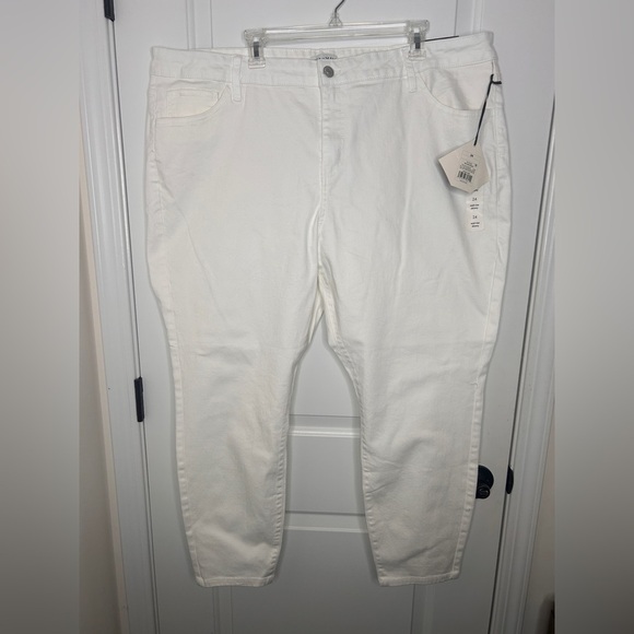 Ava & Viv Women’s Plus Size Mid-Rise Ankle Skinny Jeans, Sz.24, White - Picture 2 of 16